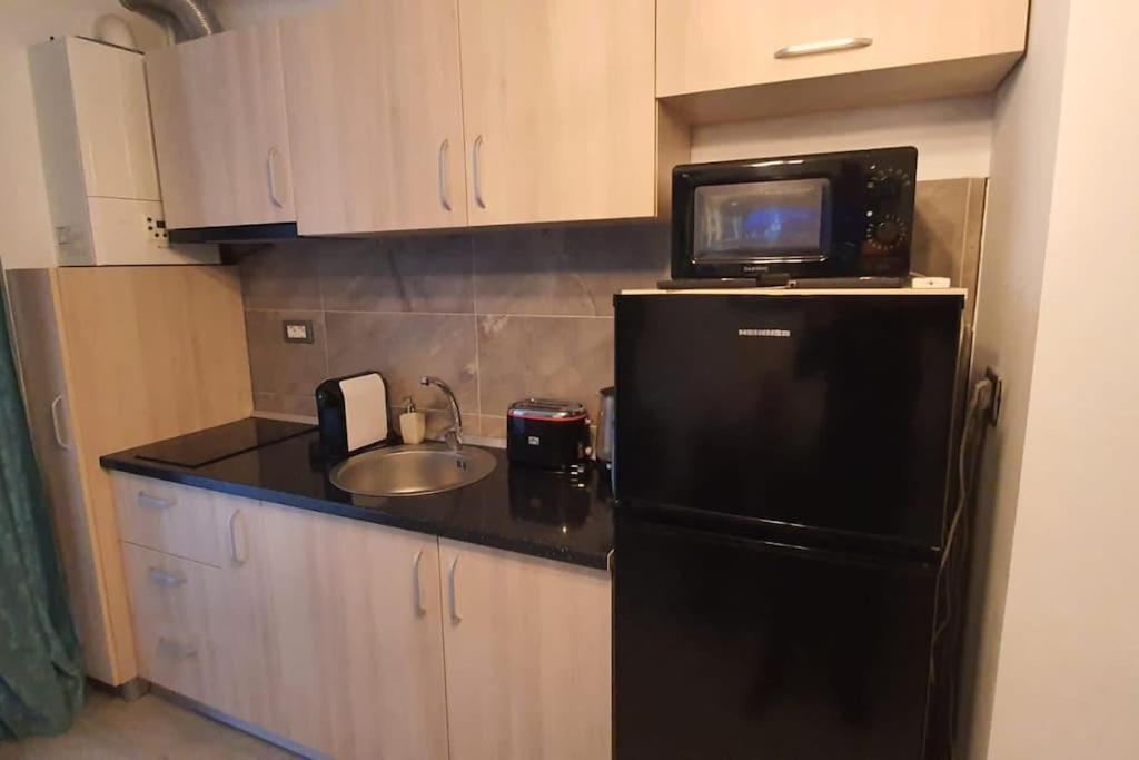 Alezzy Beach Apartament Prima Linie La Mare Năvodari Dış mekan fotoğraf