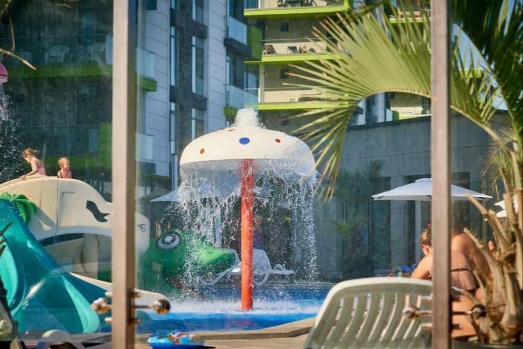 Alezzy Beach Apartament Prima Linie La Mare Năvodari Dış mekan fotoğraf