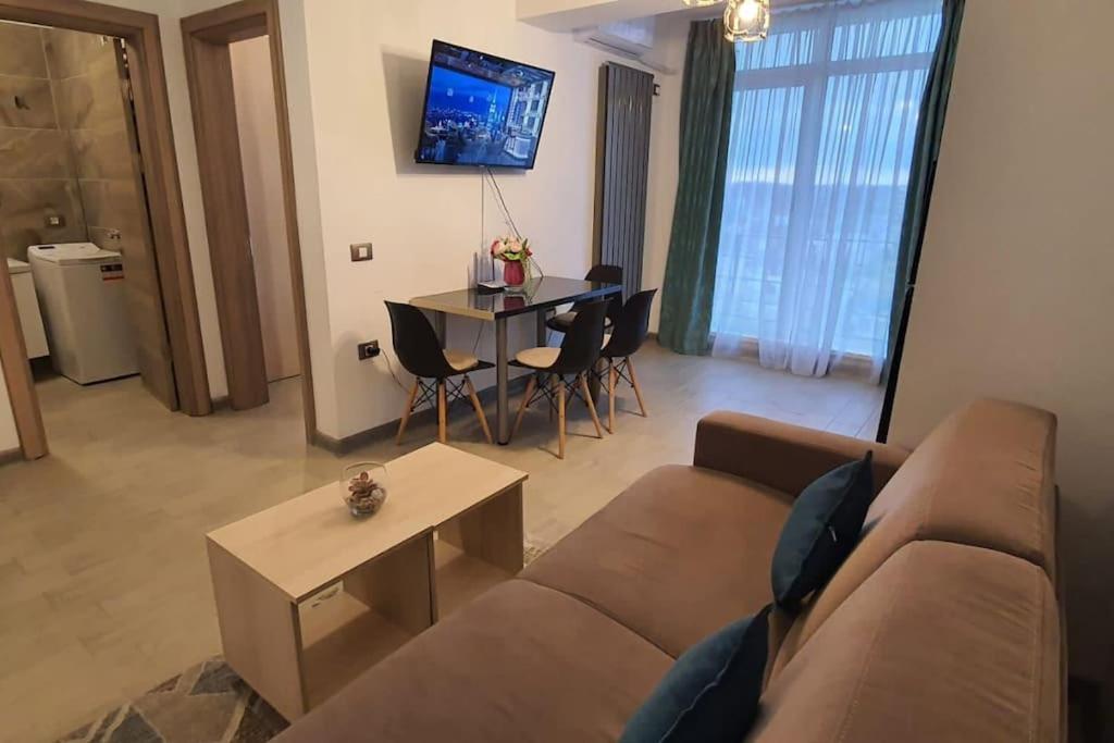 Alezzy Beach Apartament Prima Linie La Mare Năvodari Dış mekan fotoğraf